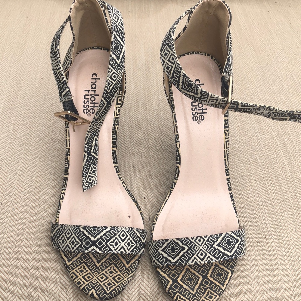 Heels sandals